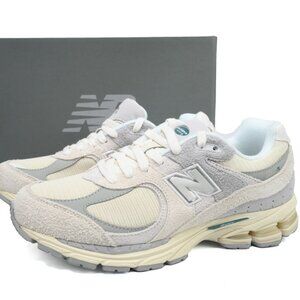 New Balance 2002R casual fashion sneakers